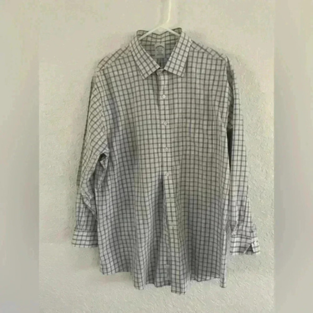 Brooks Brothers red/white plaid button down dress shirt 17 1/2- 33